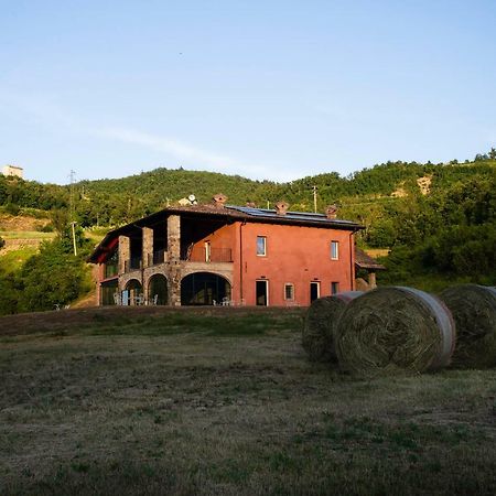 Relais Sant'Ambrogio Villa บอบบิโอ ภายนอก รูปภาพ