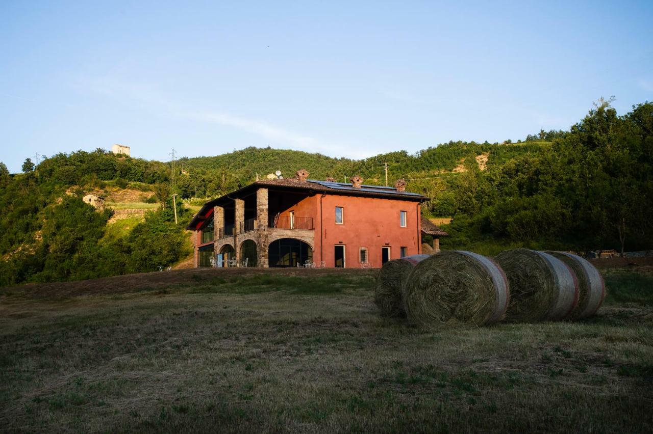 Relais Sant'Ambrogio Villa บอบบิโอ ภายนอก รูปภาพ