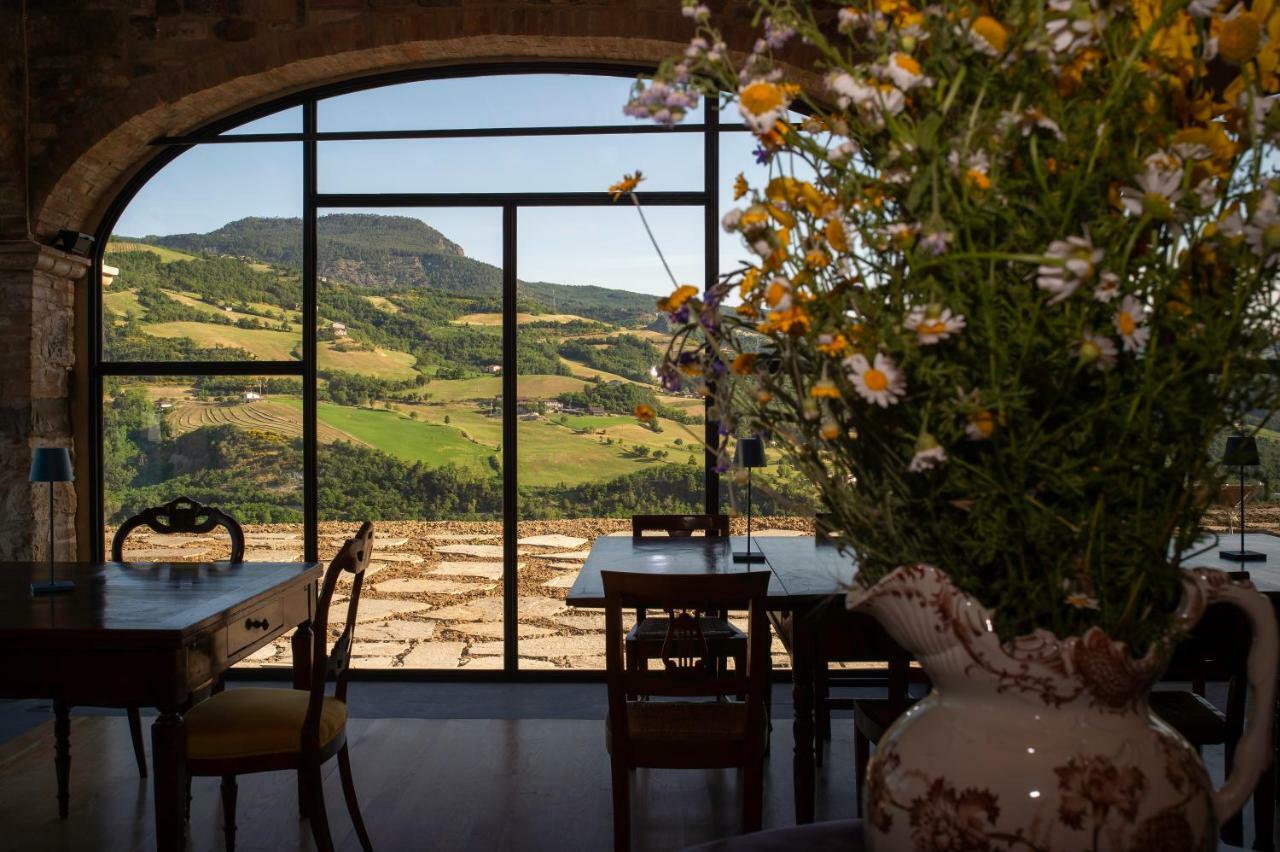 Relais Sant'Ambrogio Villa บอบบิโอ ภายนอก รูปภาพ