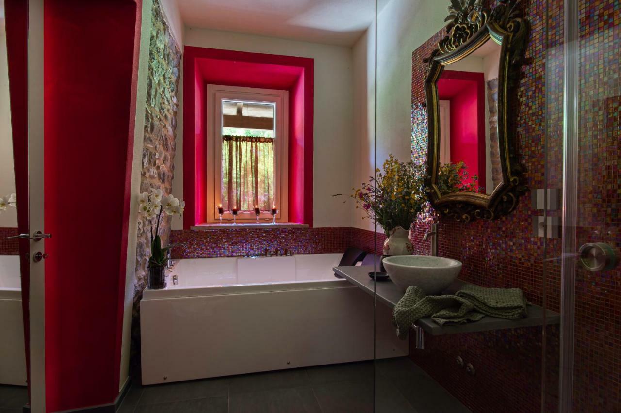 Relais Sant'Ambrogio Villa บอบบิโอ ภายนอก รูปภาพ