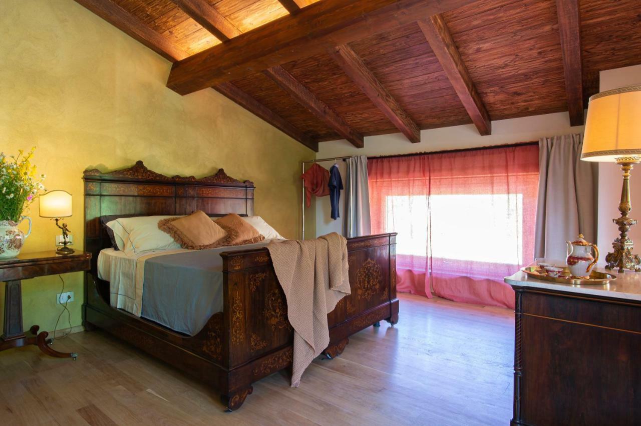 Relais Sant'Ambrogio Villa บอบบิโอ ภายนอก รูปภาพ